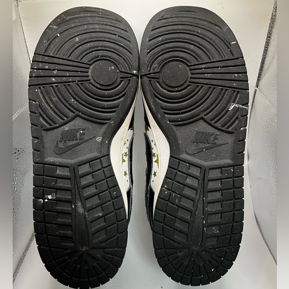 NIKE SUPREME DUNK 2021 Athletic Sneakers - Picture 7 of 9